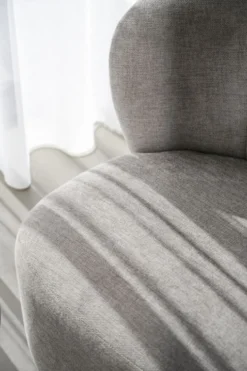 Fåtölj 'Roselawn' - Beige