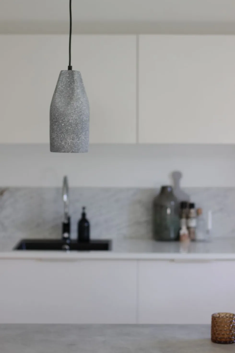 Taklampa 'Stone Cylinder' - Cement